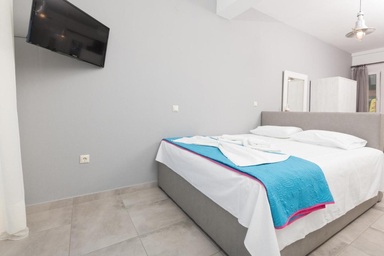 Artemis Beach Apartments Chrysi Ammoudia Exterior photo